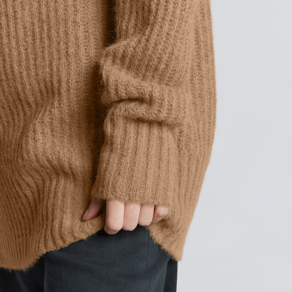 The Alpaca Oversized Turtleneck in Cappuccino — detail view