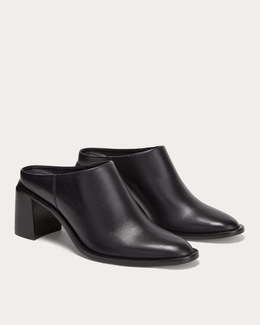 The Outlaw Mule in Black — detail view