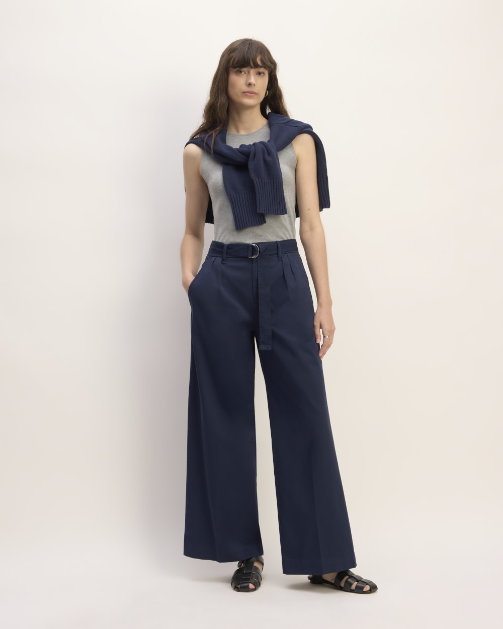 The Pleated Wide-Leg Chino in Navy — front view