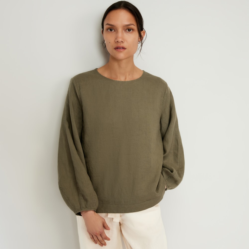 The Linen Long-Sleeve Top in Kalamata — front view