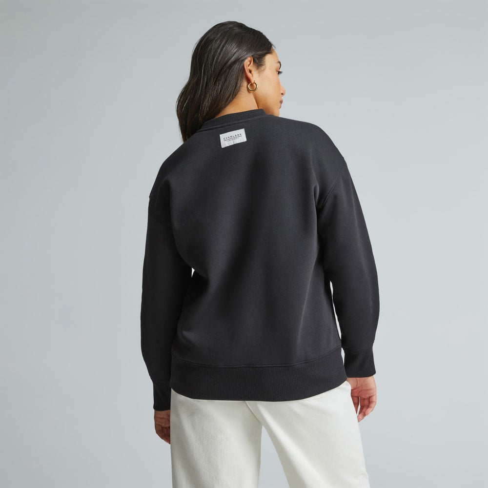 The ReTrack Oversized Crew in Black — detail view