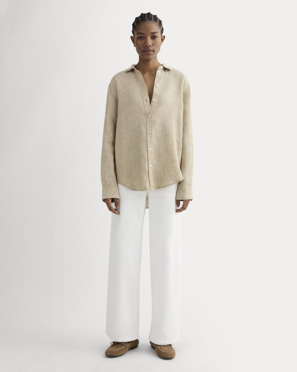 The Must-Have Shirt in Linen in Cornstalk Chambray — detail view