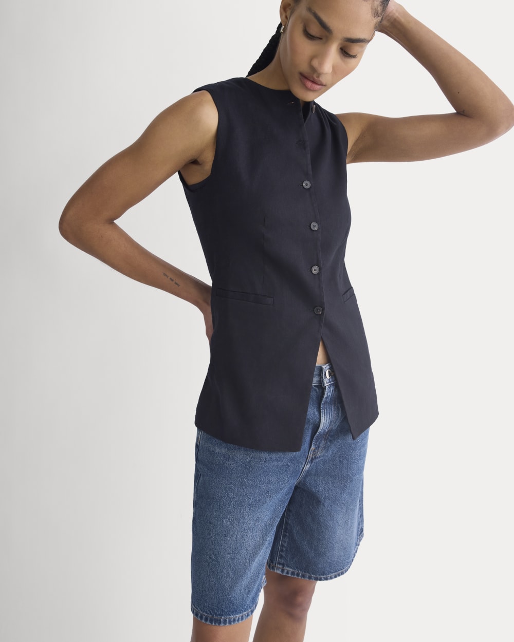 Loose Jean Short in Dark Wash — detail view
