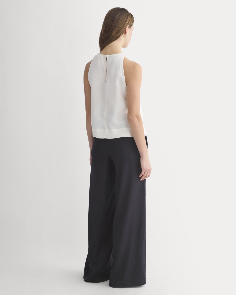 The Linen High-Neck Tank in Bone — detail view
