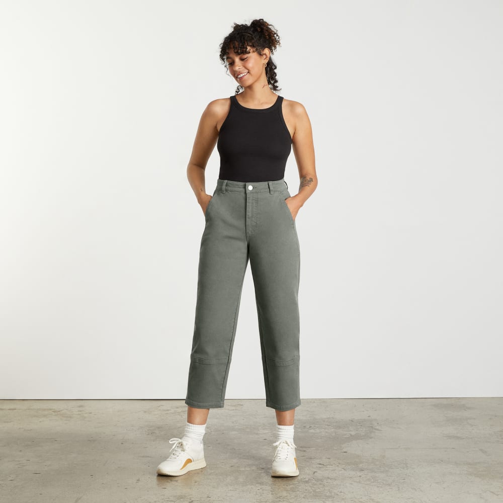 The Utility Barrel Pant in Pewter Green — detail view