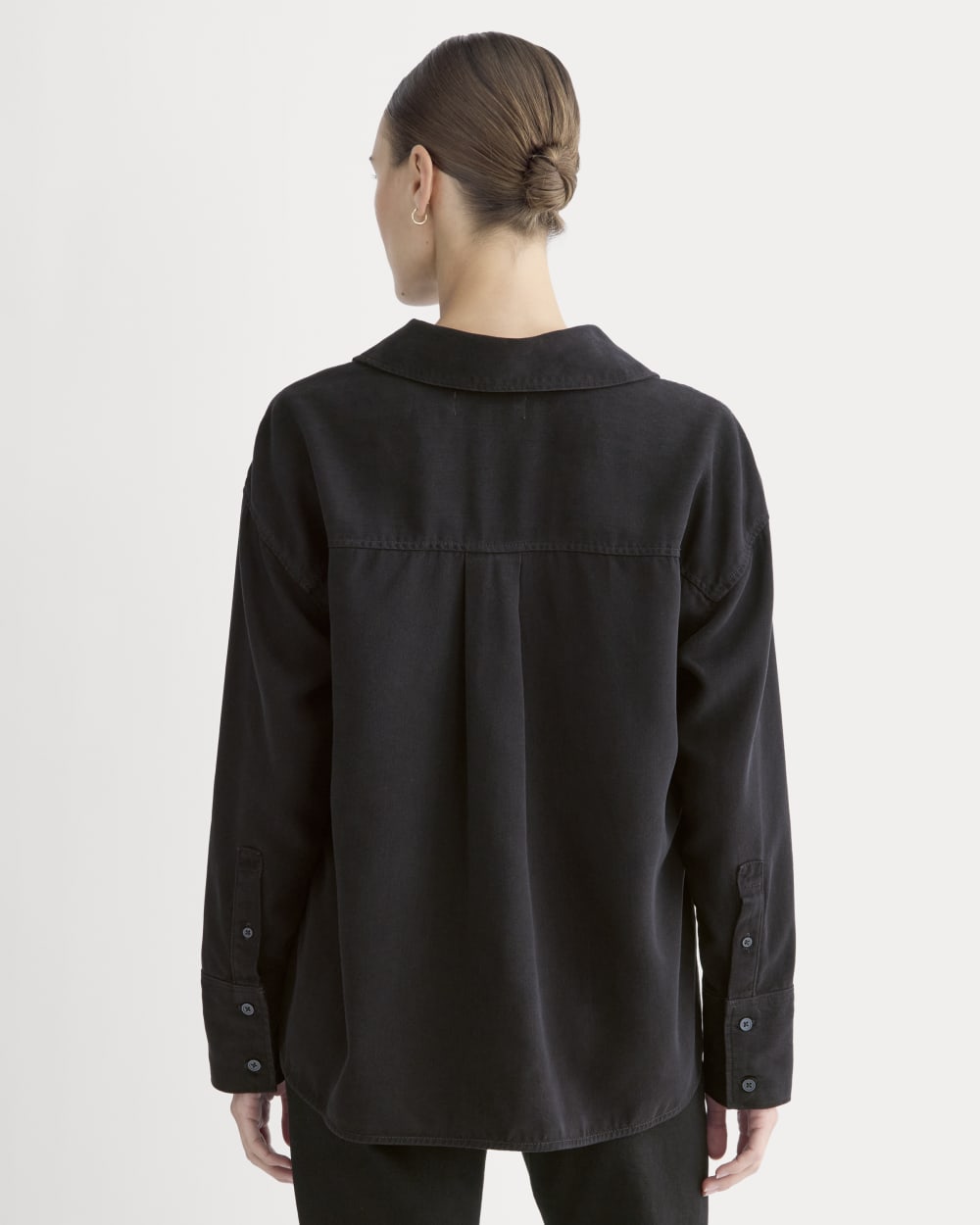 Boxy Shirt in Buttersoft in Black — detail view