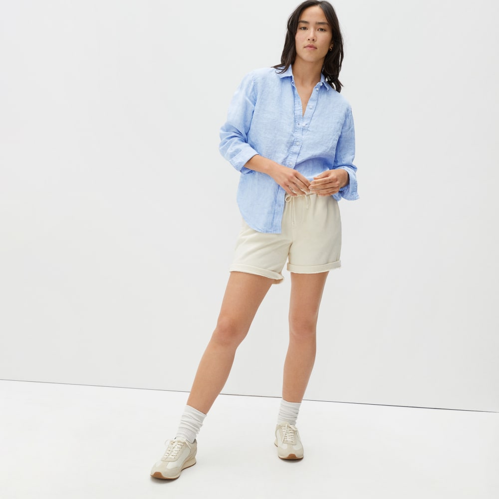The Must-Have Shirt in Linen in Classic Blue — detail view