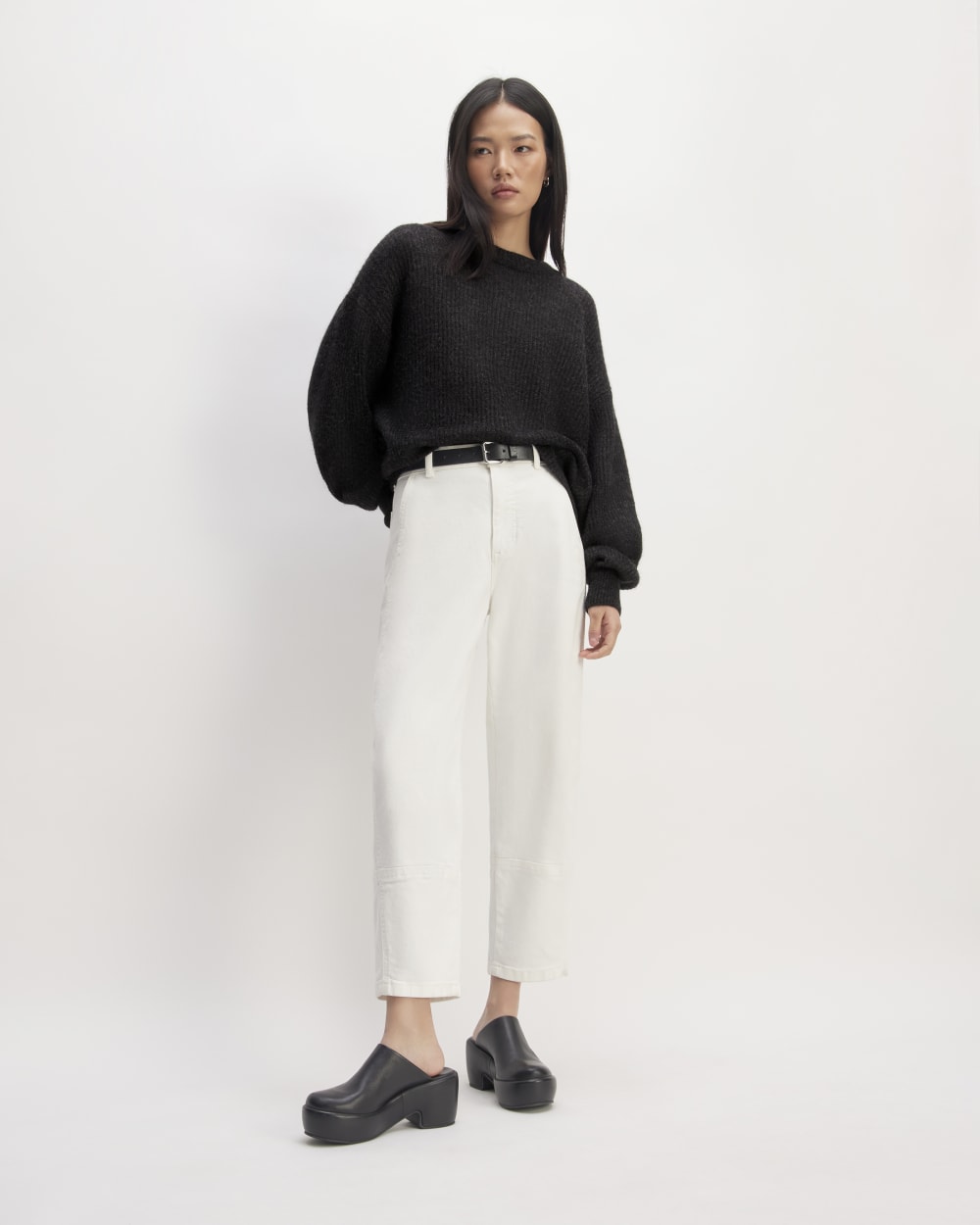 The Cocoon Crew in Alpaca in Heathered Black — detail view