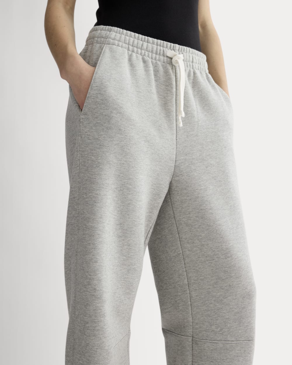 Luxe Fleece Barrel Sweatpant in Heathered Grey — detail view