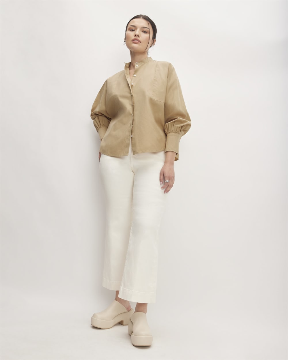 The Oversized Raglan Shirt in Cornstalk — detail view