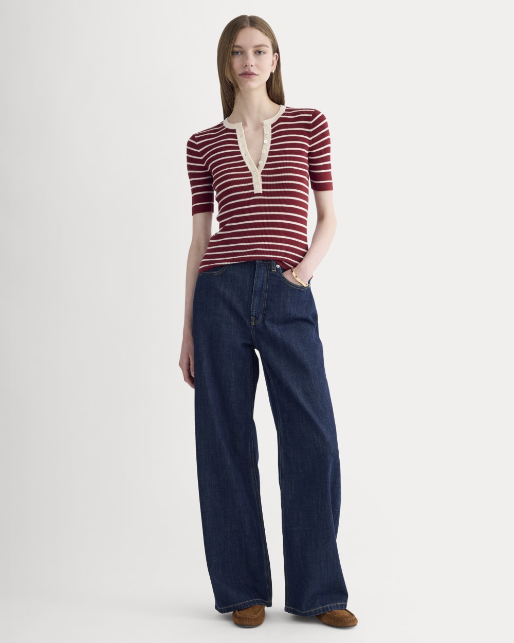 The Short-Sleeve Henley in Ultrasoft Merino in Merlot / Parchment — detail view