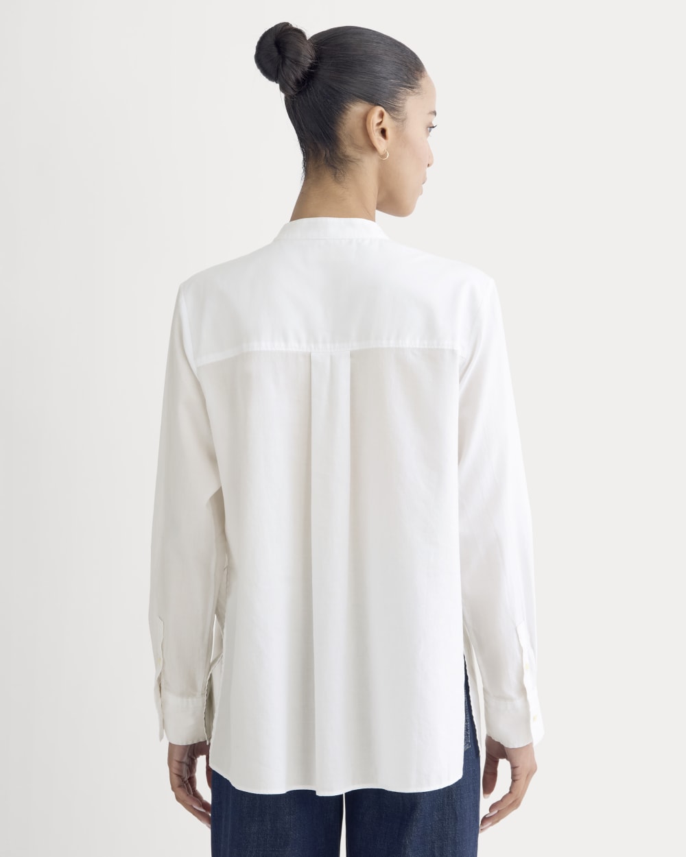 The Pleated Shirt in Silky Cotton in White — detail view