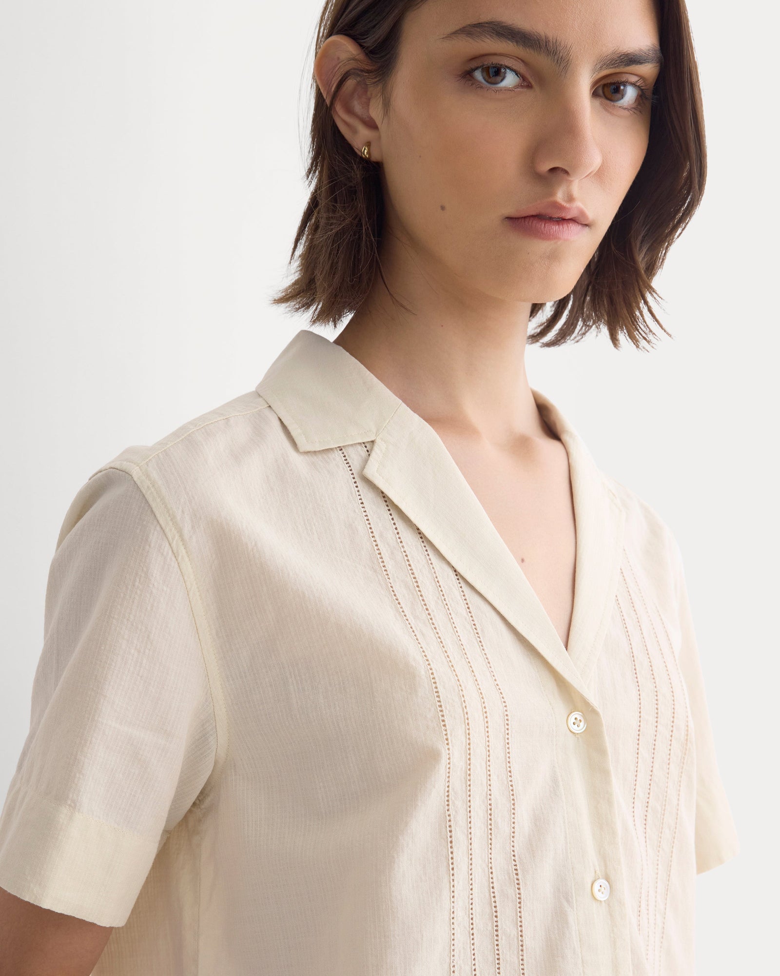 Cotton Gauze Resort Shirt in Birch — detail view