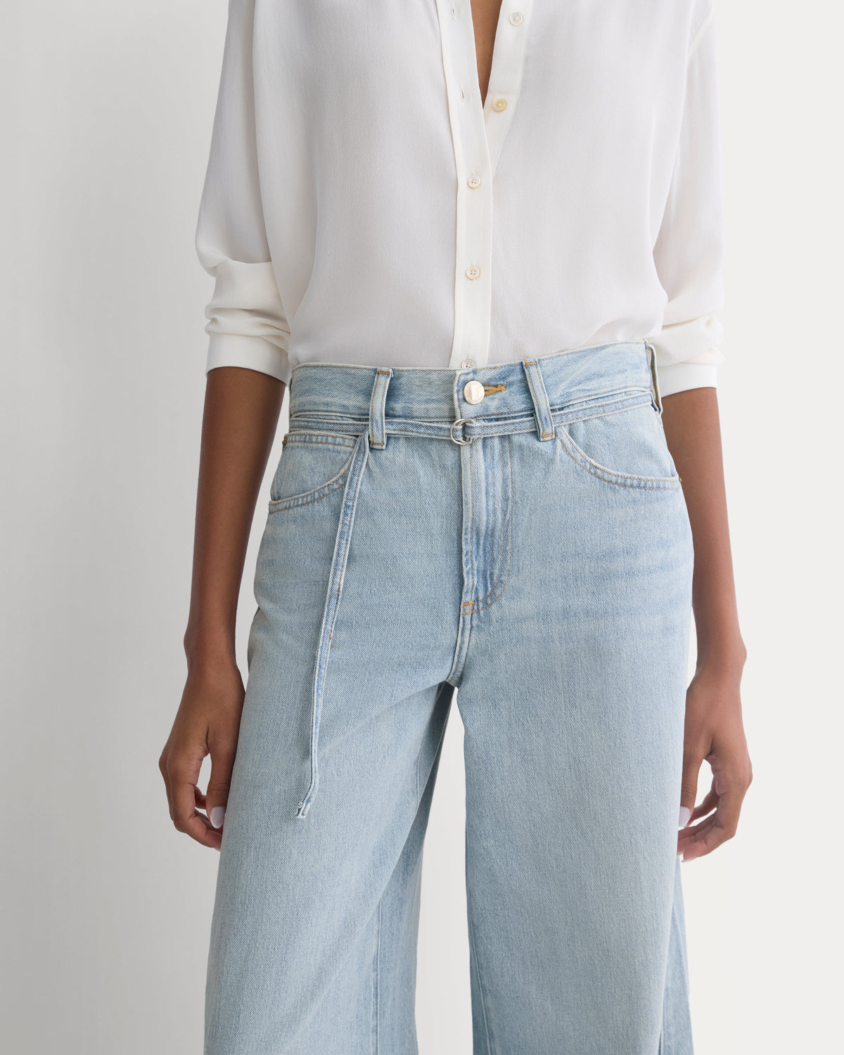 Lightweight Loose Wide-Leg Jean in Light Indigo — detail view
