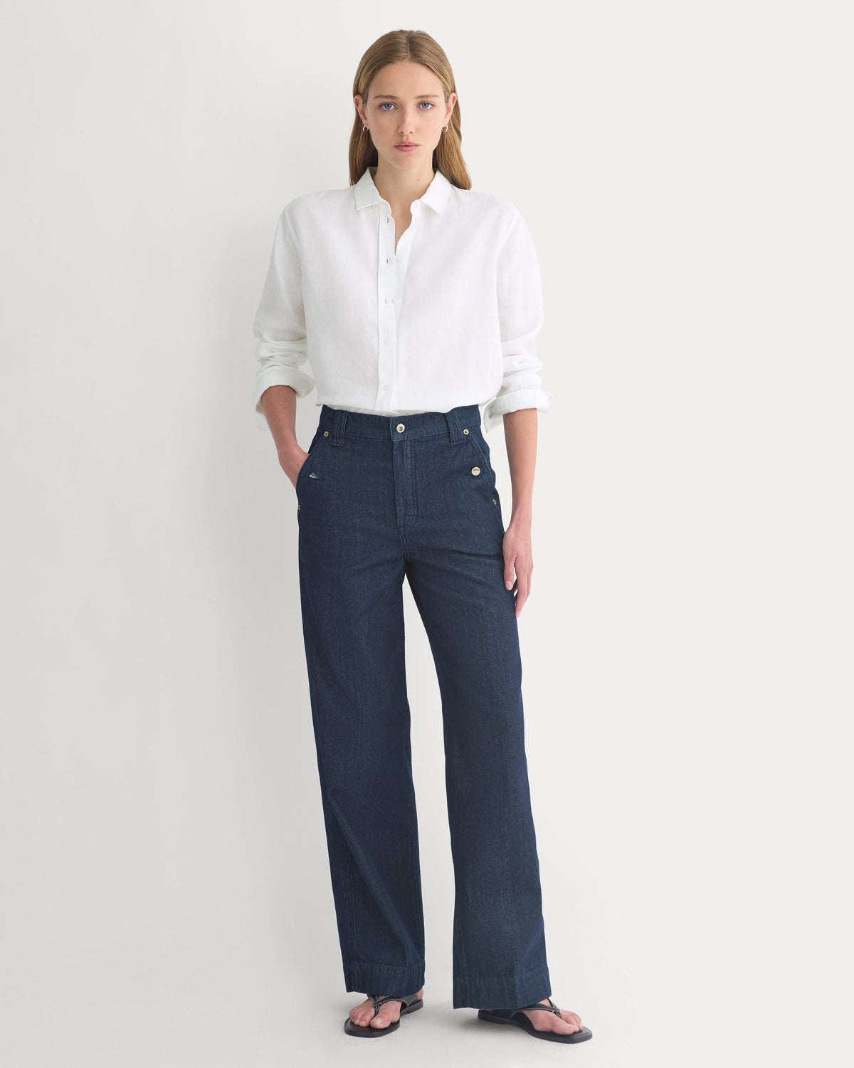 Lightweight Mariner Jean in Tungsten Rinse — front view