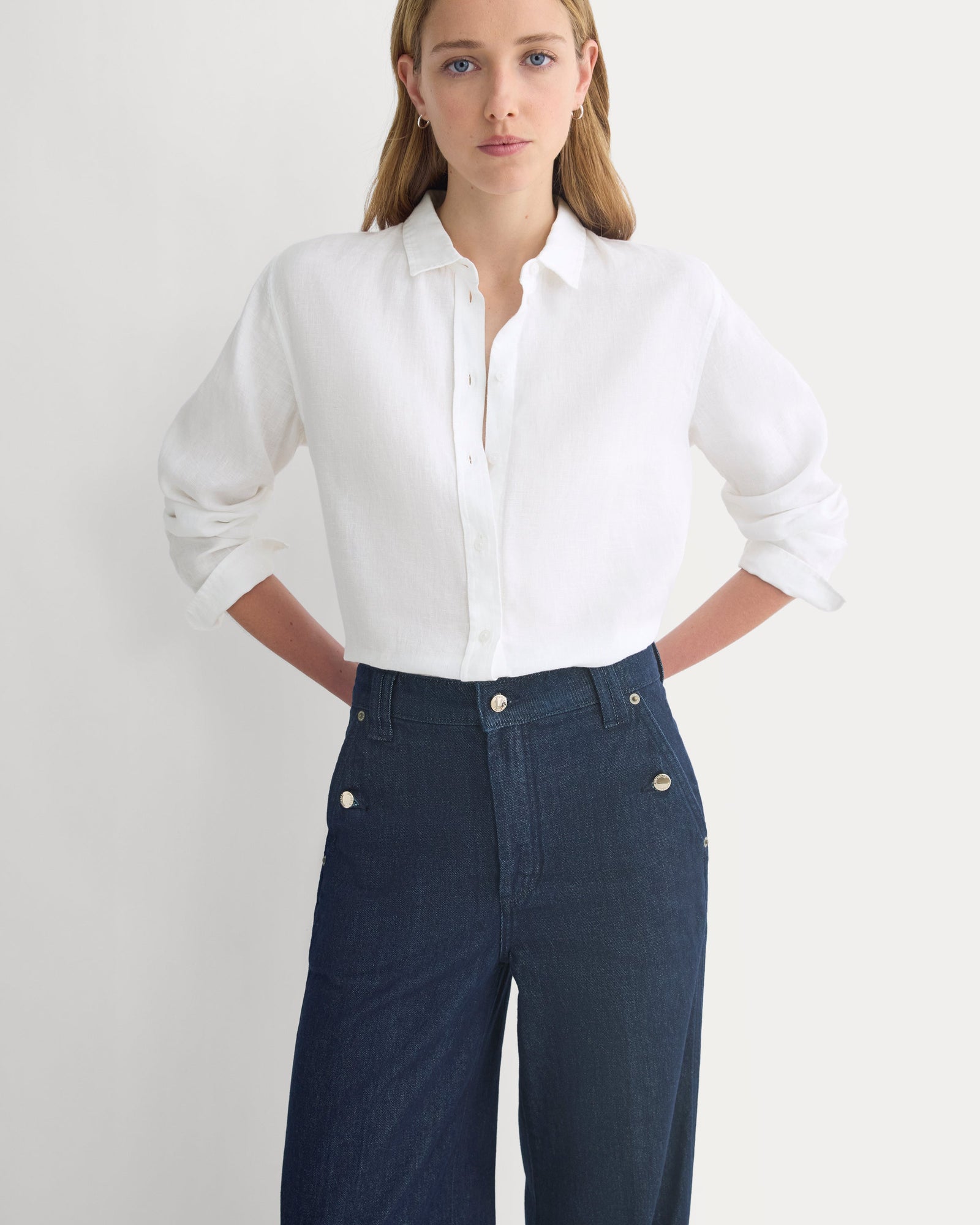 Lightweight Mariner Jean in Tungsten Rinse — detail view
