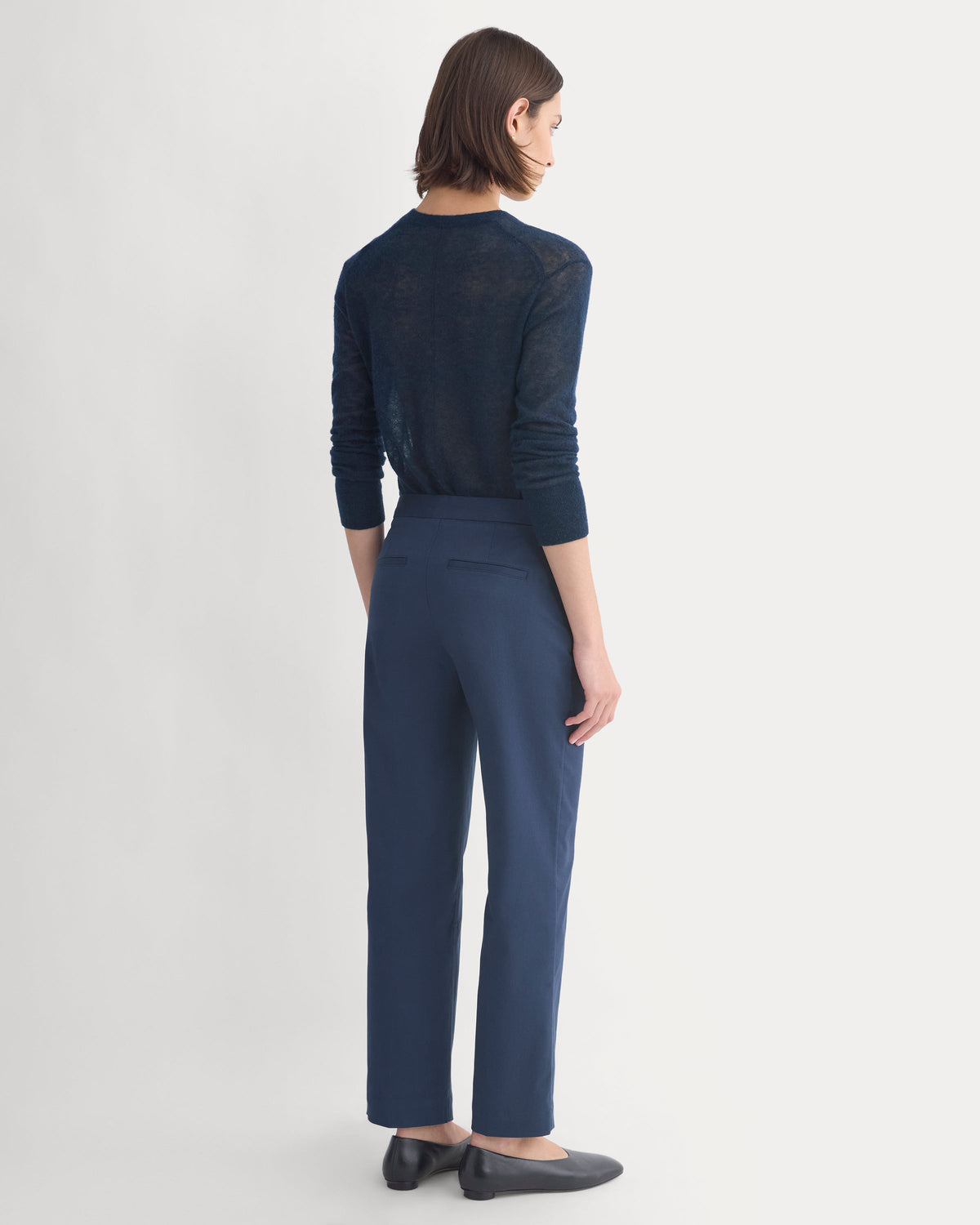 Cigarette Pant in Navy — detail view