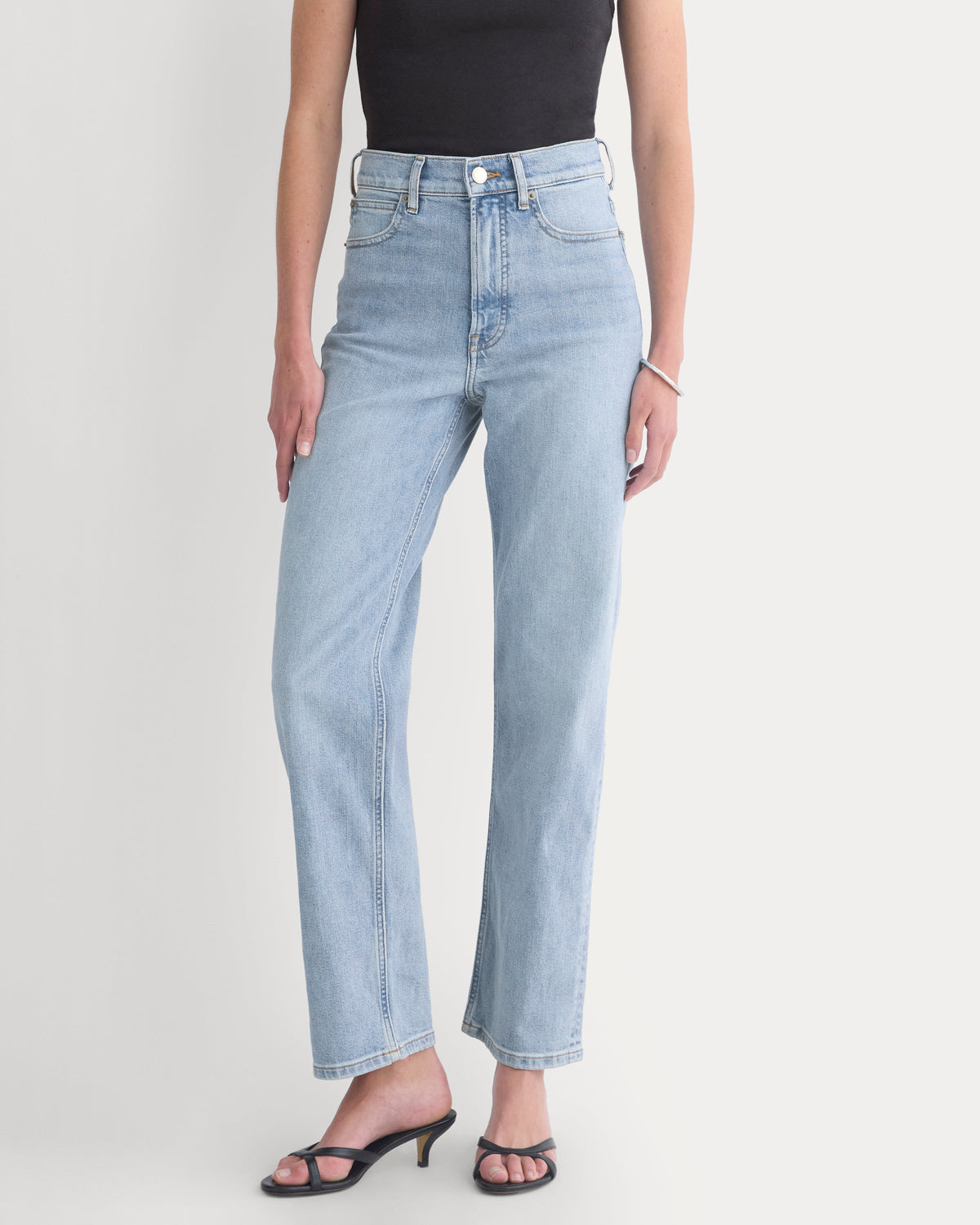 The Way-High® Jean 2.0 in Washed Out Indigo — detail view