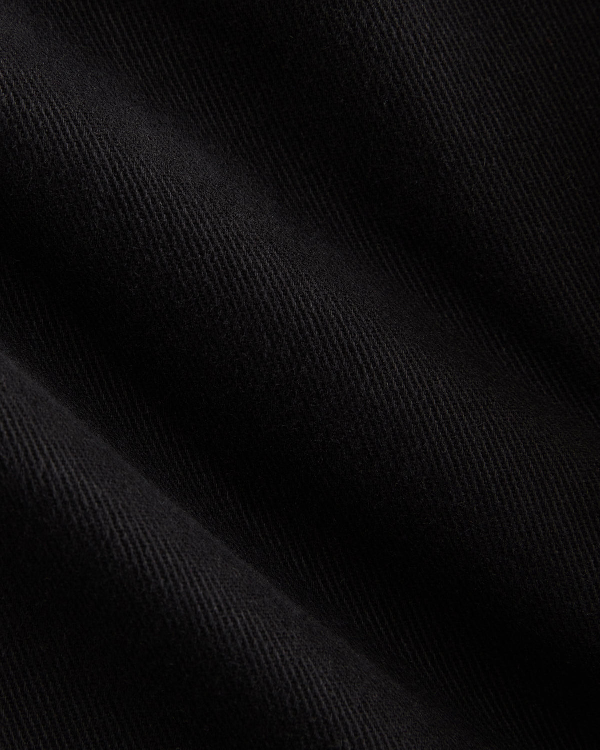 Utility Twill Barrel Pant in Black — detail view
