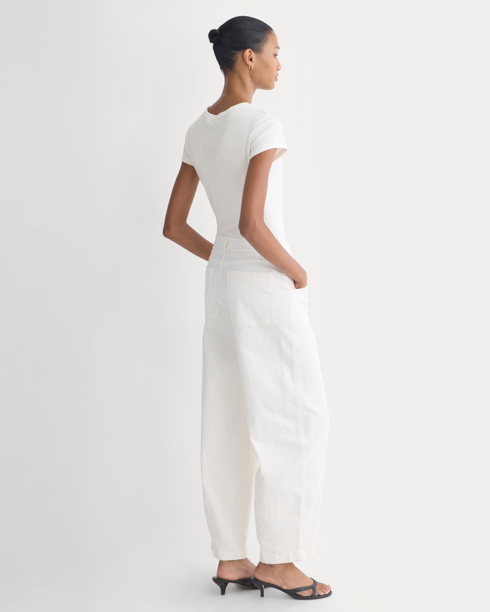 Utility Twill Barrel Pant in Bone — detail view