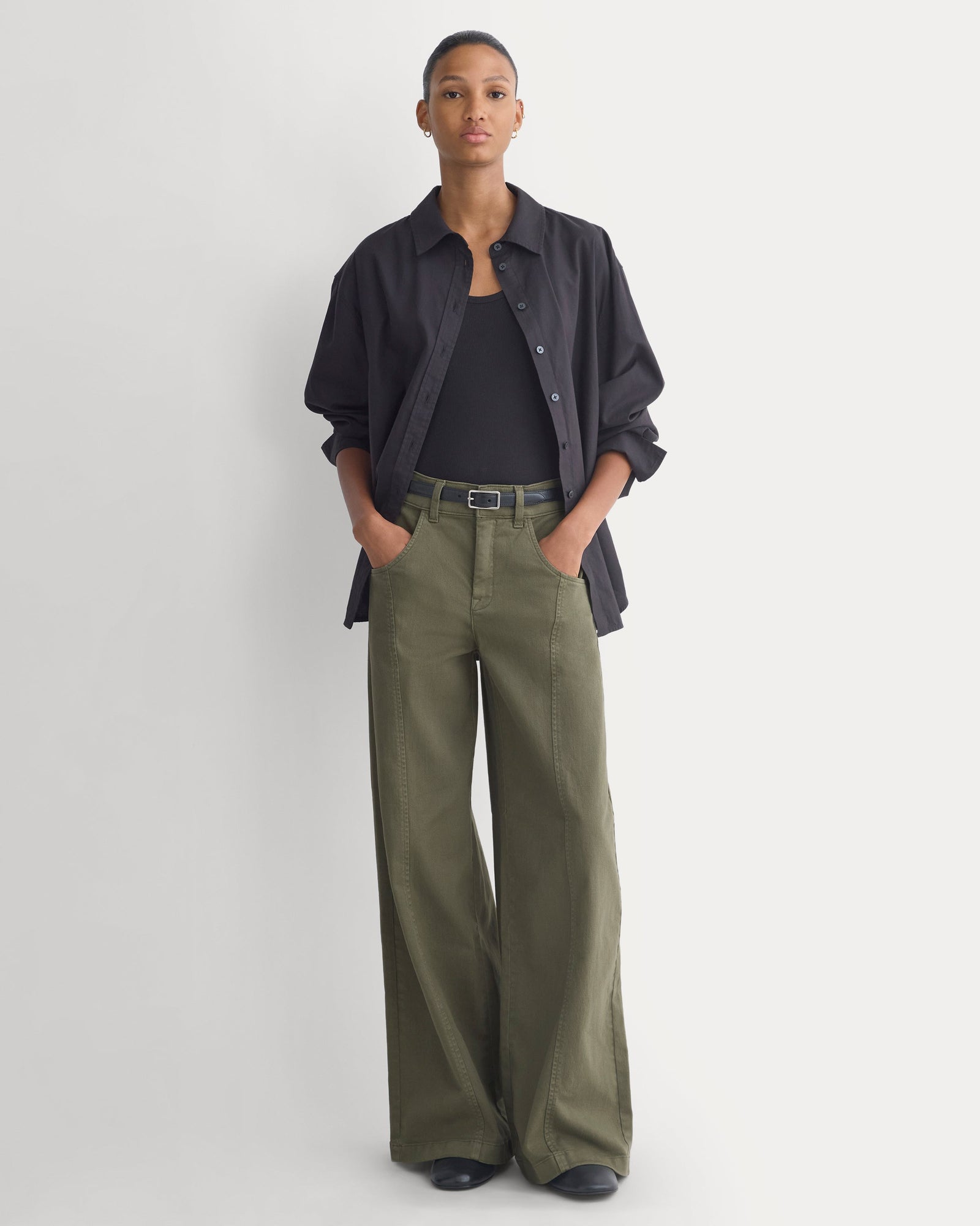 Utility Seamed Wide-Leg Pant in Olive Night — front view