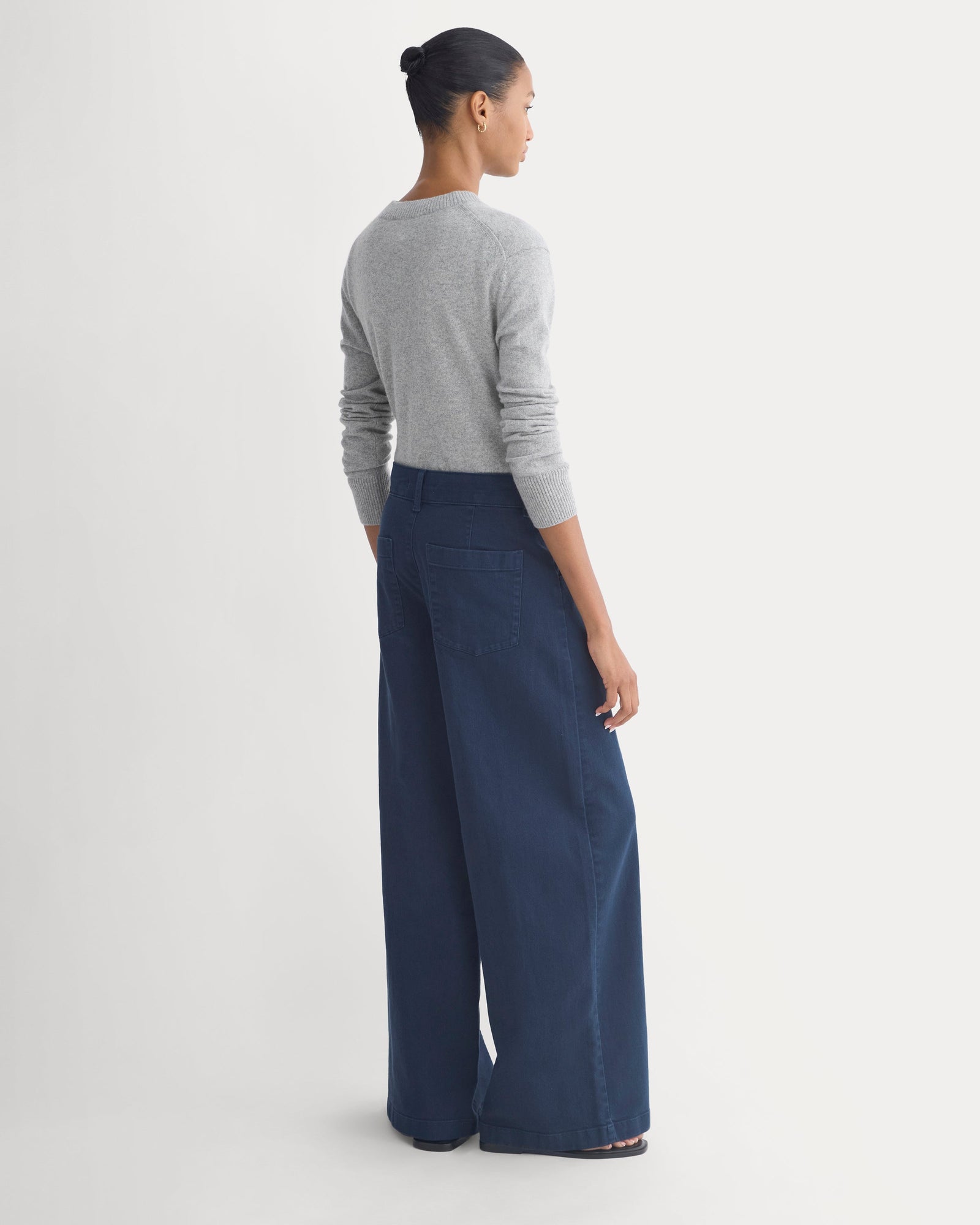Utility Seamed Wide-Leg Pant in Navy — detail view
