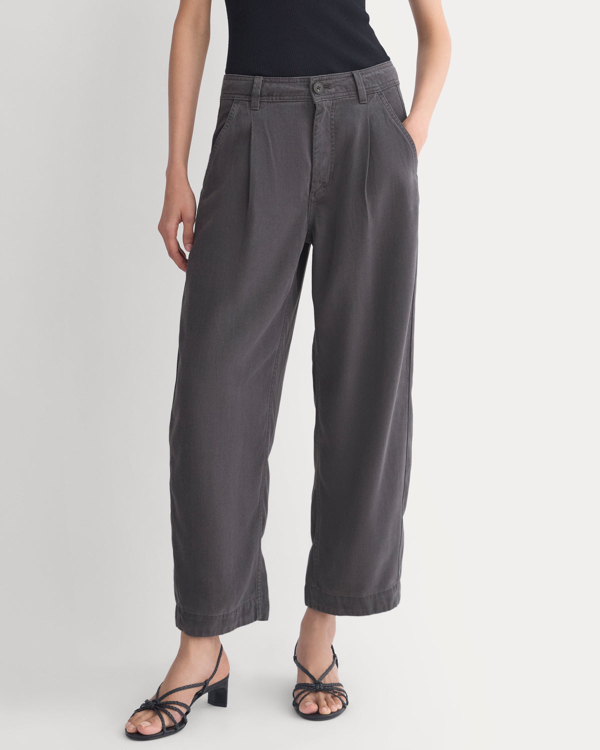 Everywhere Garment-Dyed Pant in Graphite — detail view