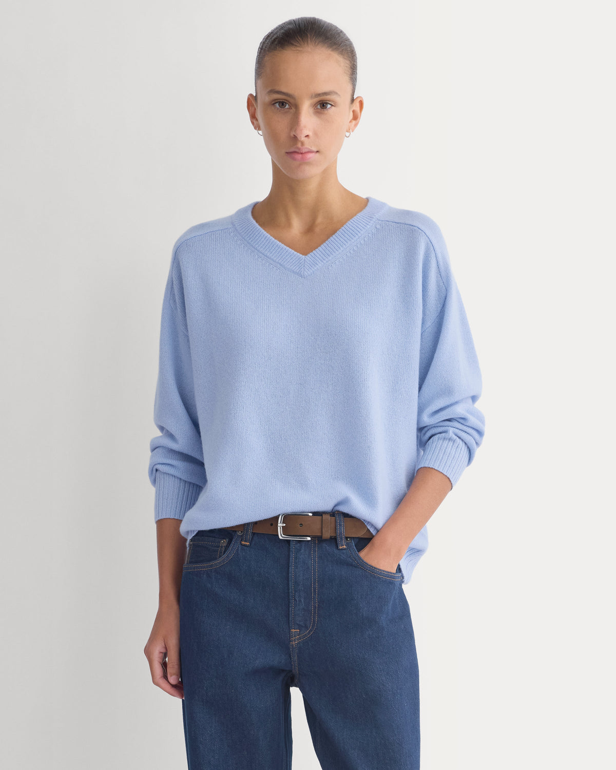 Cashmere High V Boyfriend Sweater in Blue — detail view