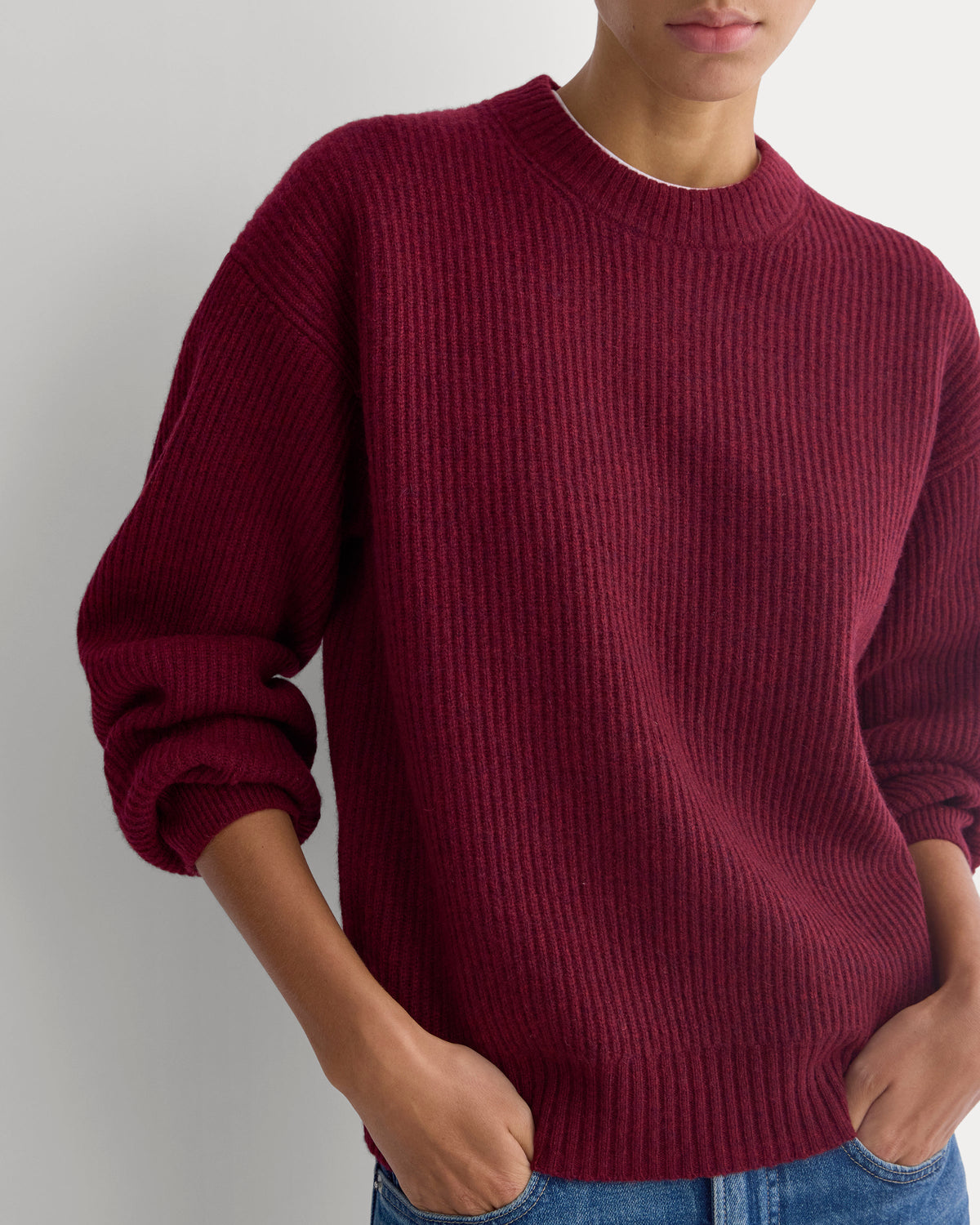 Cashmere Fisherman Crew in Heather Wine — detail view