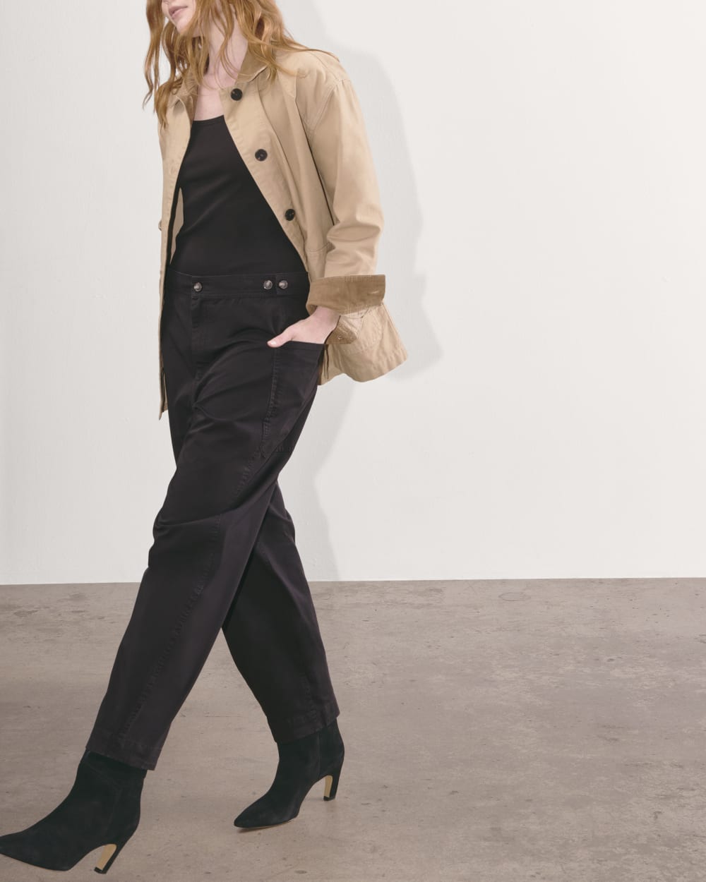 The Barrel Pant in Black — detail view