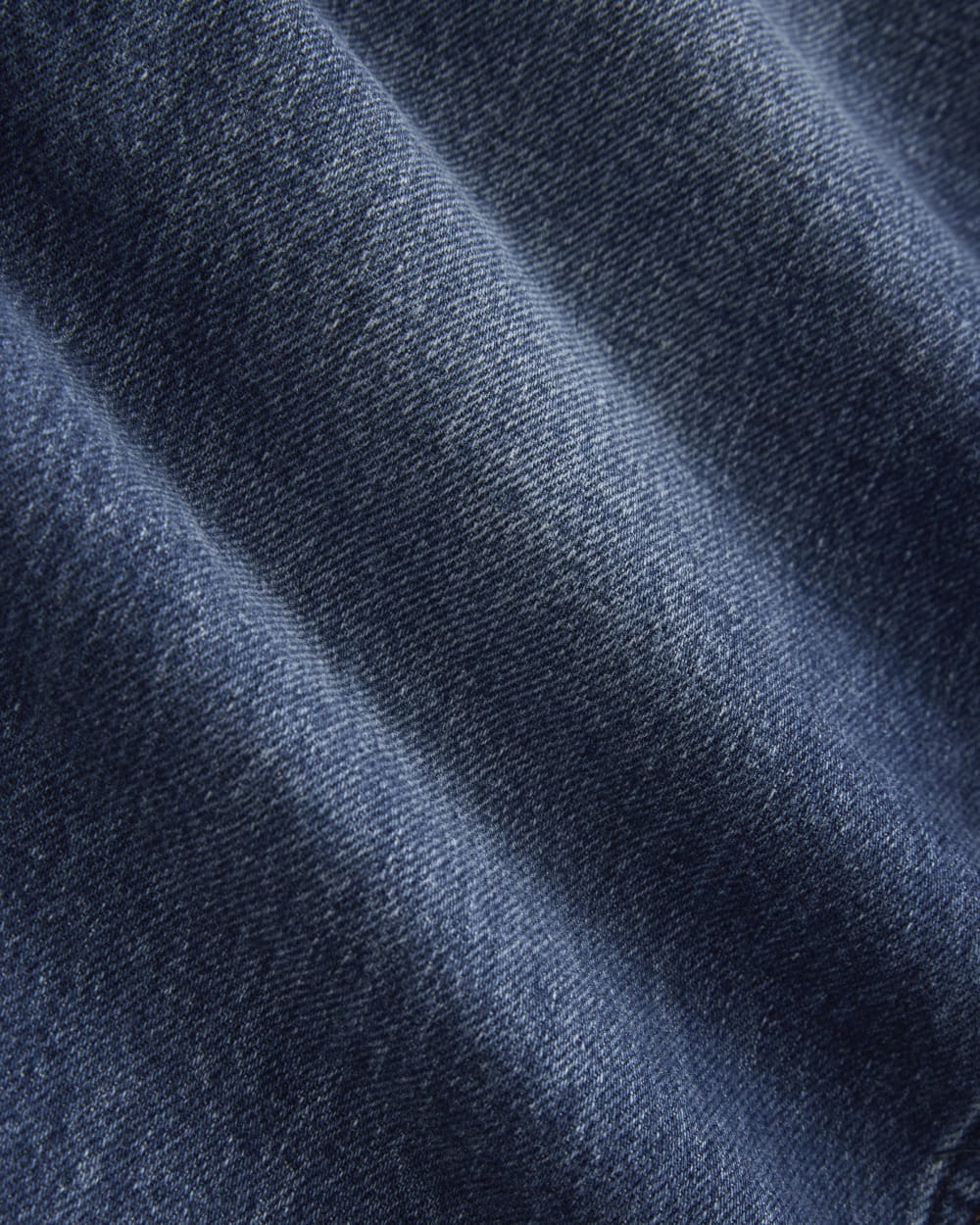 Low-Rise Straight Jean in Dark Indigo — detail view