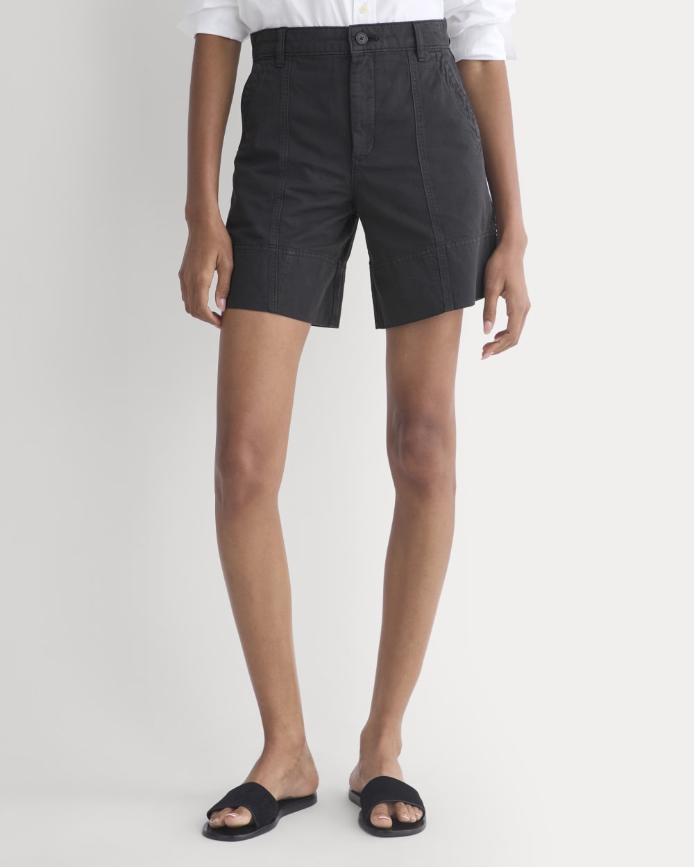 Seamed Everywhere Short in Black — detail view