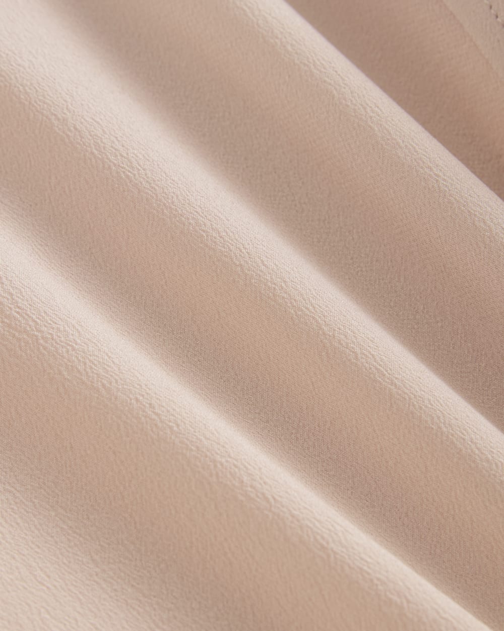 The Must-Have Shirt in Washable Silk in Soft Rose — detail view