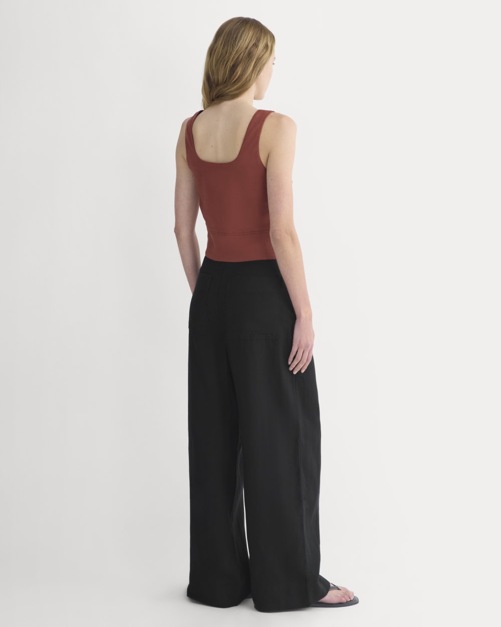 Square Tank in Stretch Linen in Henna Red — detail view