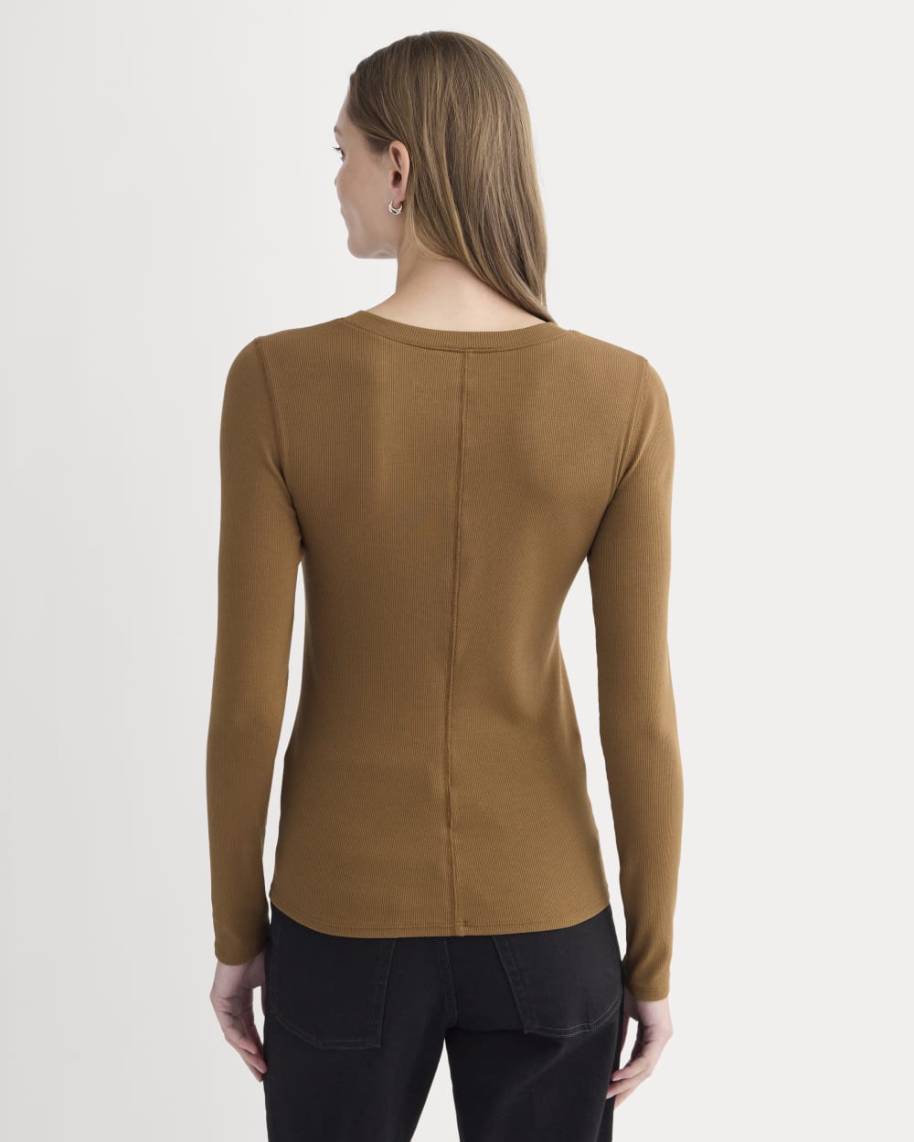The Luxe Rib Henley in Toffee — detail view