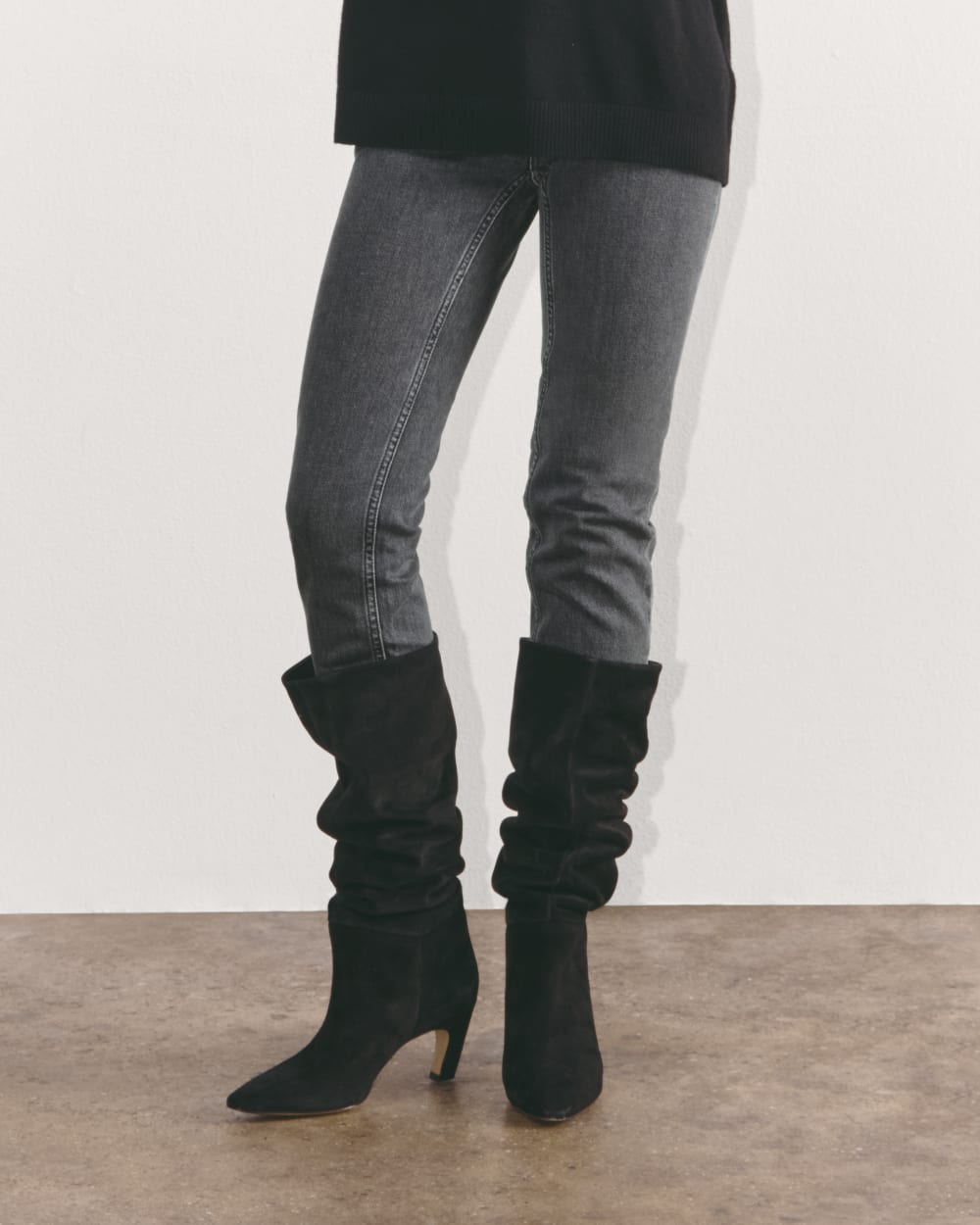 The Original Cheeky® Jean in Washed Charcoal — detail view