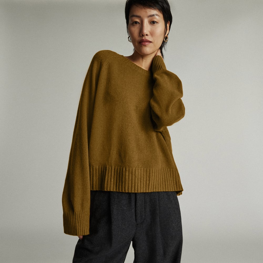 The Cashmere Boxy Crew in Tapenade — front view