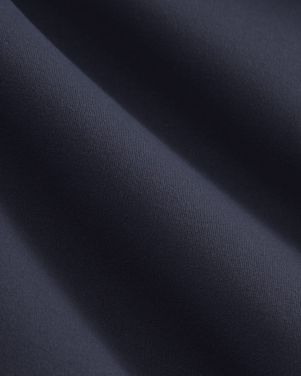 The Perform 24/7 Legging in Navy — detail view