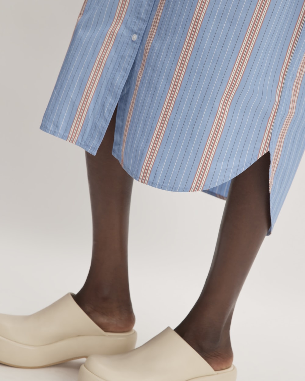 The Midi Cotton Shirt Dress in Parisian Blue / Black / Rusted Red / Bone — detail view