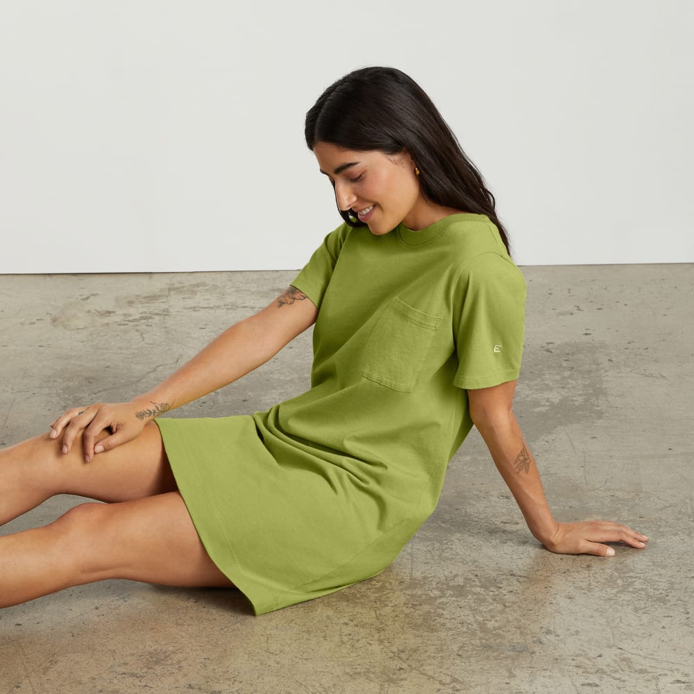 The Organic Cotton Weekend Tee Dress in Pepper — detail view