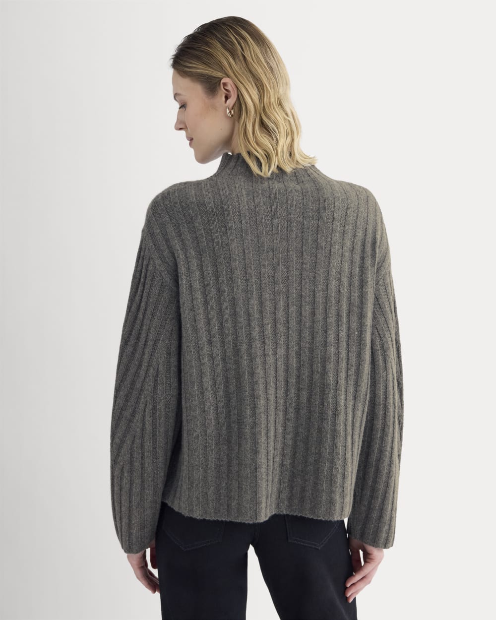 Funnel-Neck Sweater in Wool Cashmere in Heather Charcoal — detail view