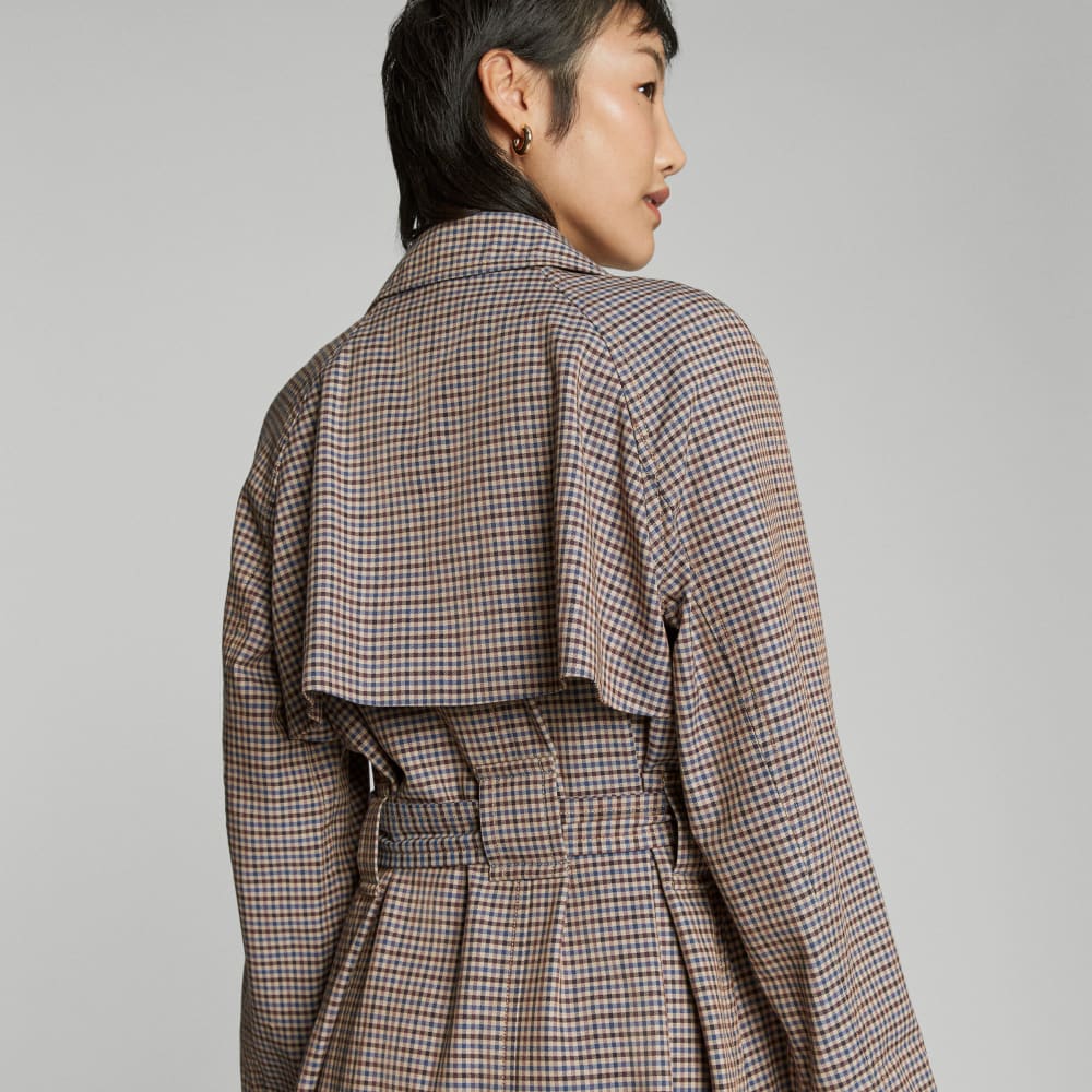 The Gathered Drape Trench in Blue / Brown Houndstooth — detail view