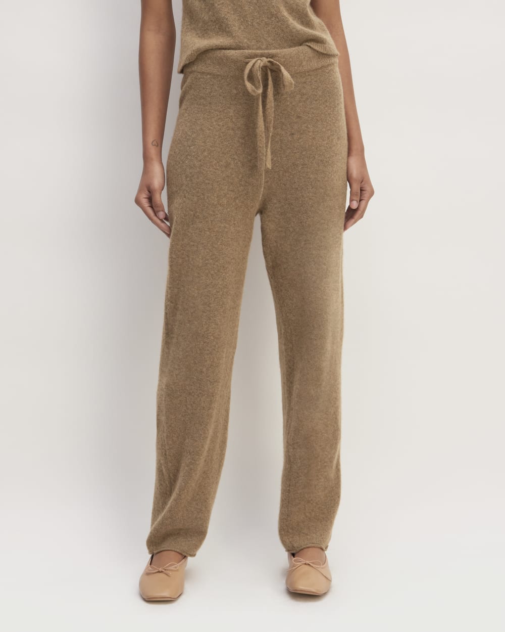 The Cozy-Stretch Straight-Leg Sweatpant in Heathered Toasted Coconut — detail view