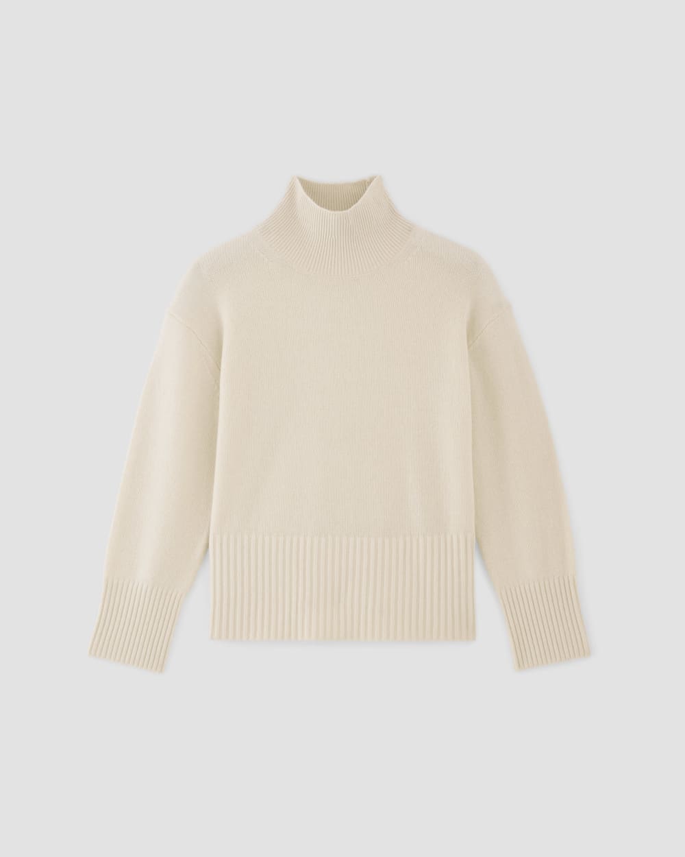 The Cashmere Oversized Turtleneck in Bone — alternate view