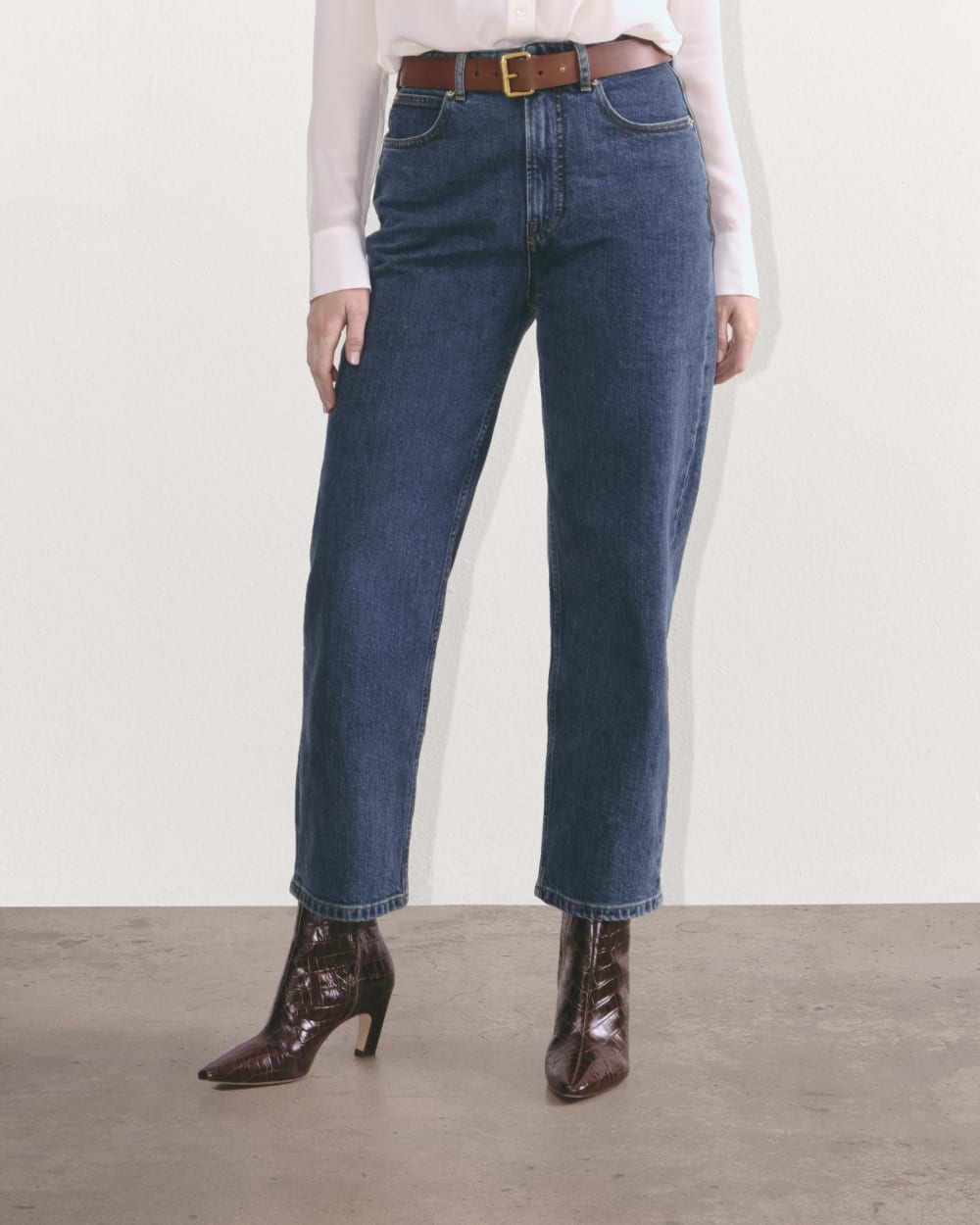 The Way-High® Hourglass Jean in Vintage Indigo — detail view
