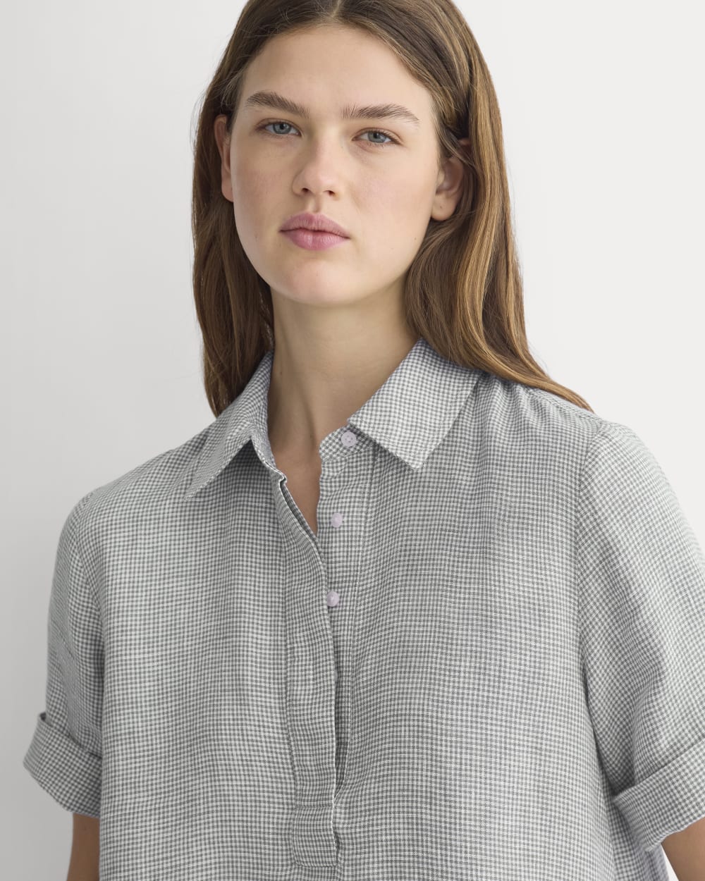 Mini Popover Shirtdress in Linen in Agave / Bone — detail view