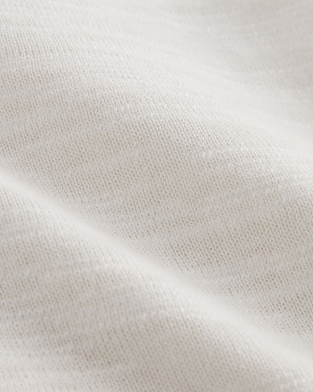 The Muscle Sweater in Cotton Linen in White — detail view