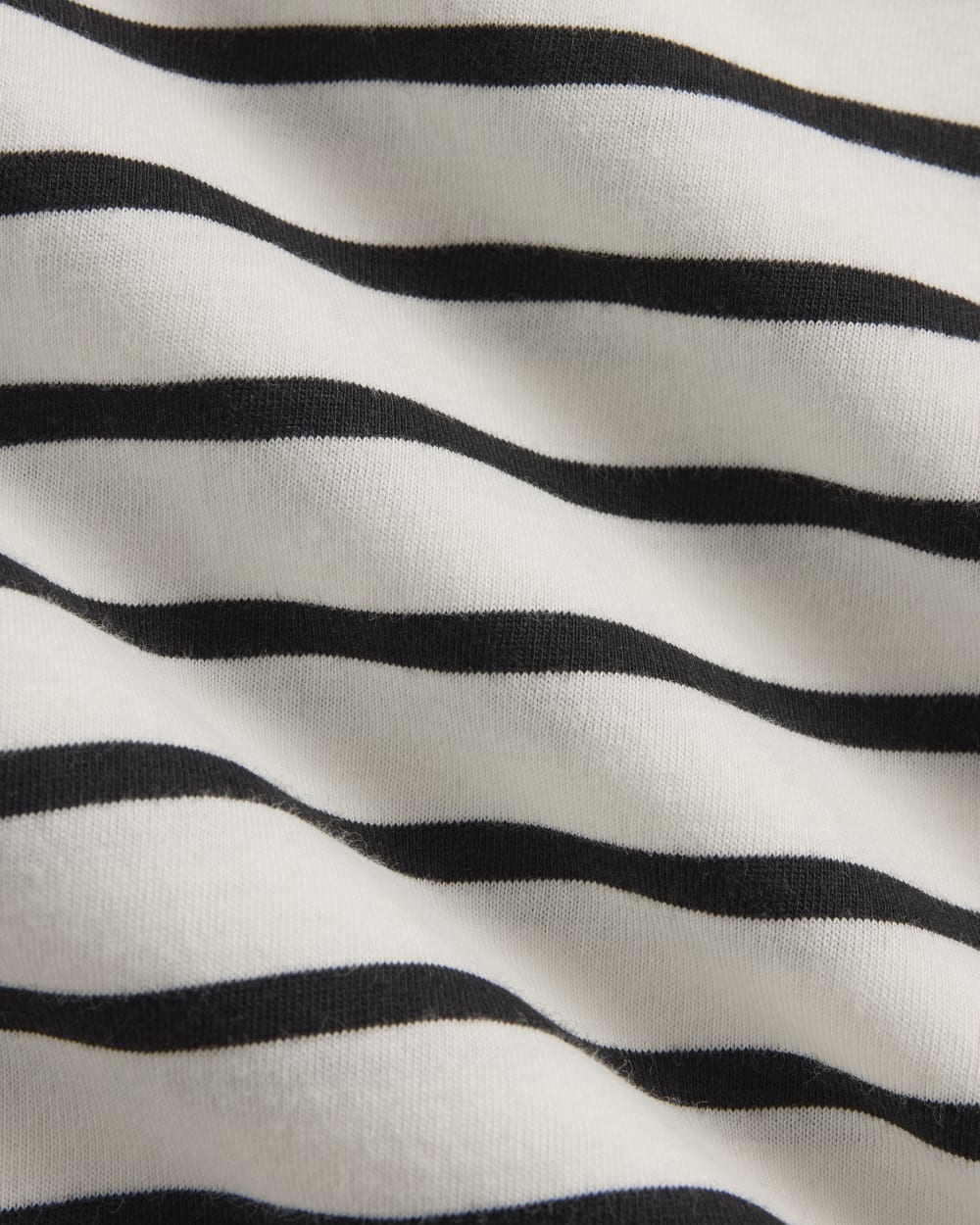 The Box-Cut Tee in Essential Cotton in Bone / Black — detail view