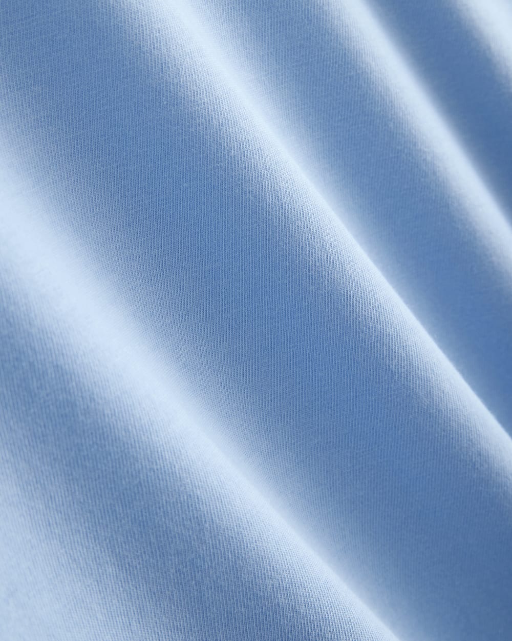 The Box-Cut Tee in Essential Cotton in Open Air Blue — detail view
