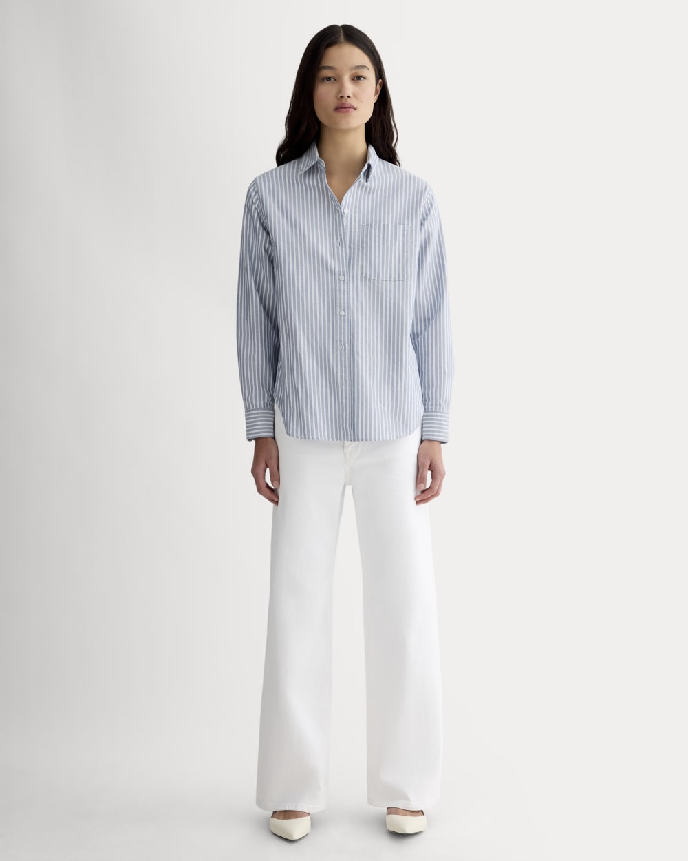 The Must-Have Oxford Shirt in Bone / Mazarine Blue — detail view